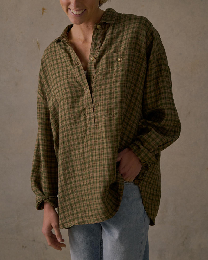 Patio Check Pullover