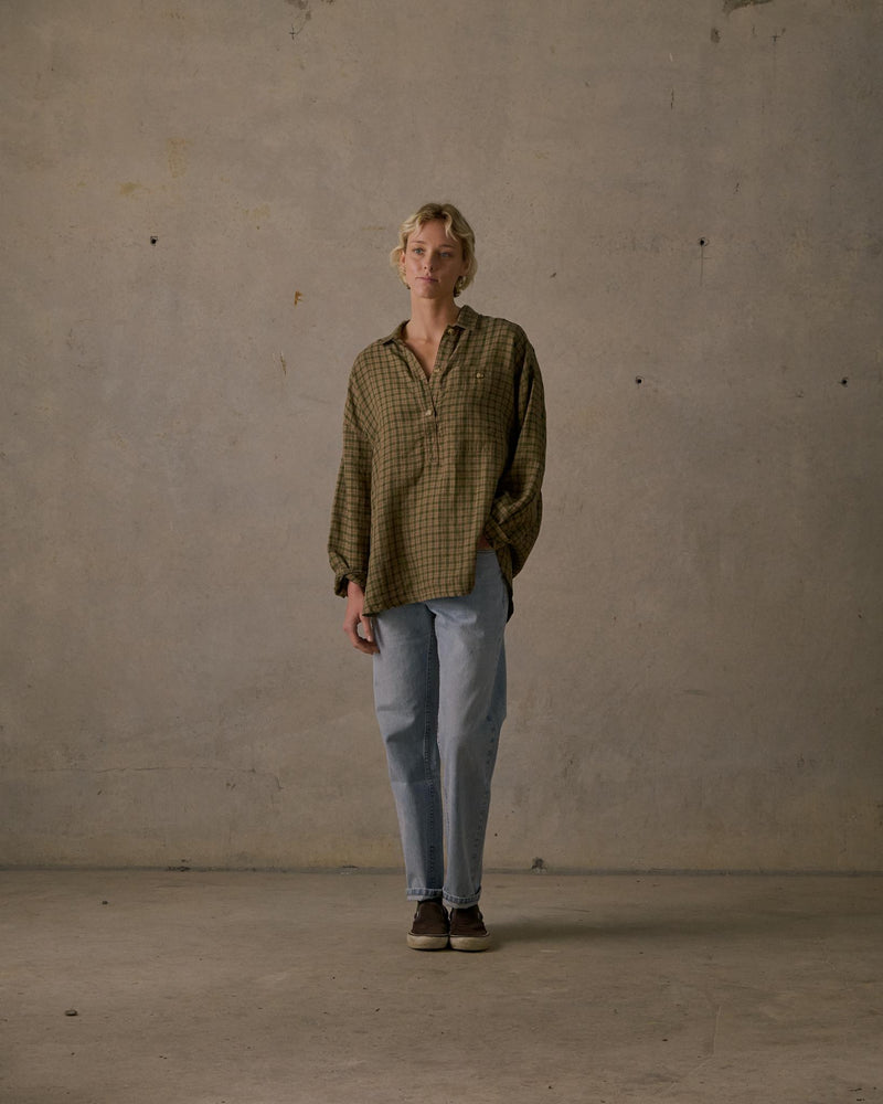 Patio Check Pullover