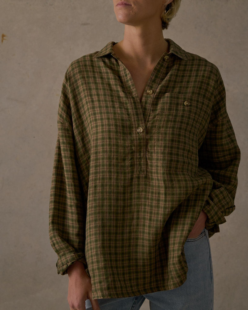 Patio Check Pullover