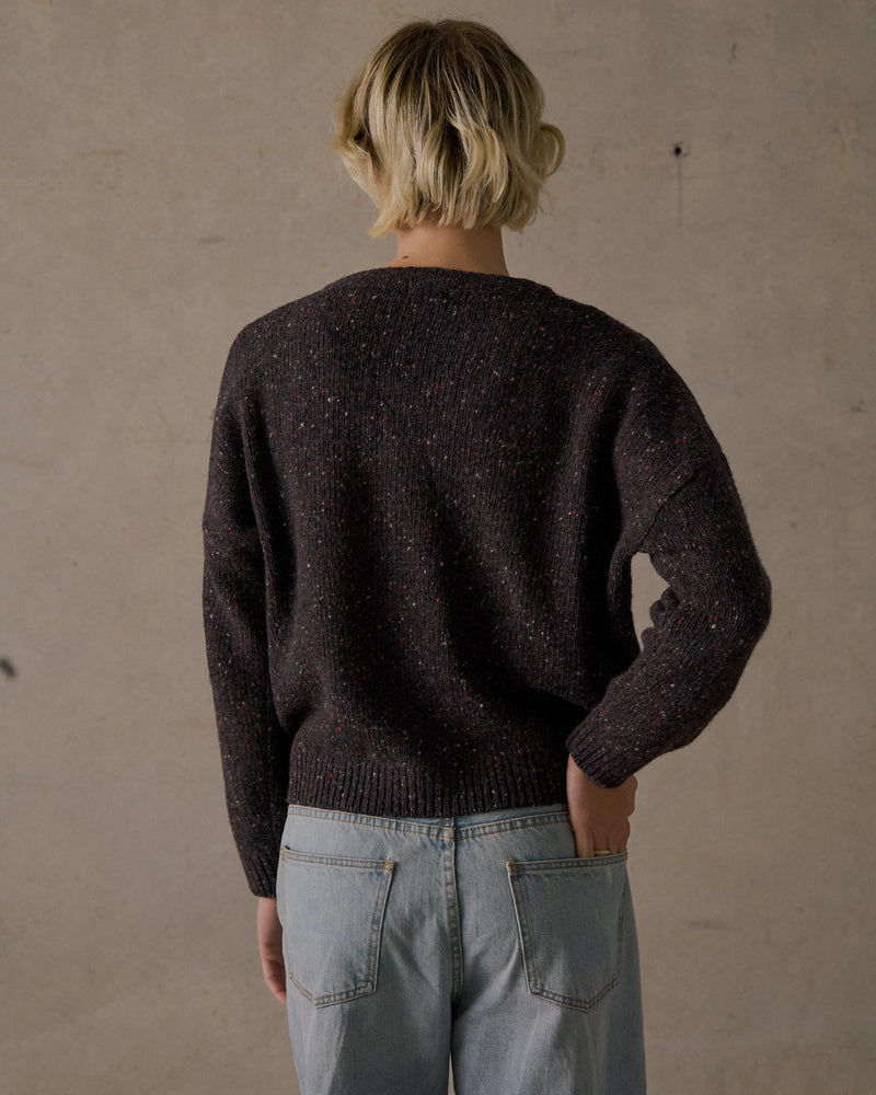Vee Knit