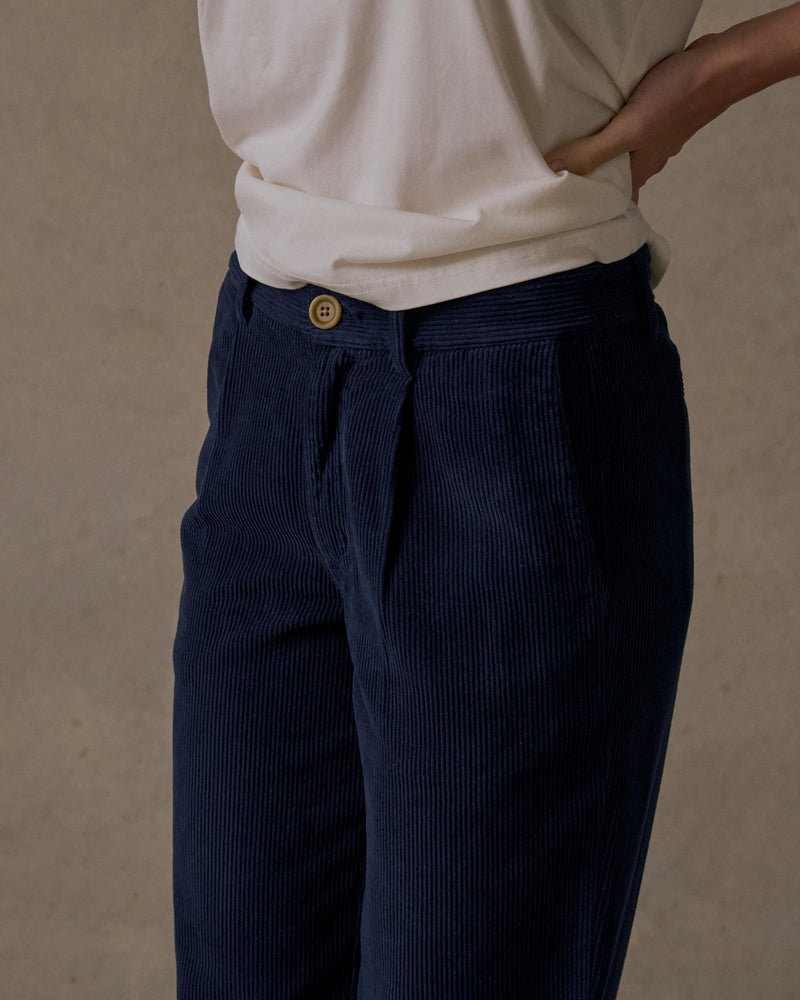Classic Cord Pants (Womens)