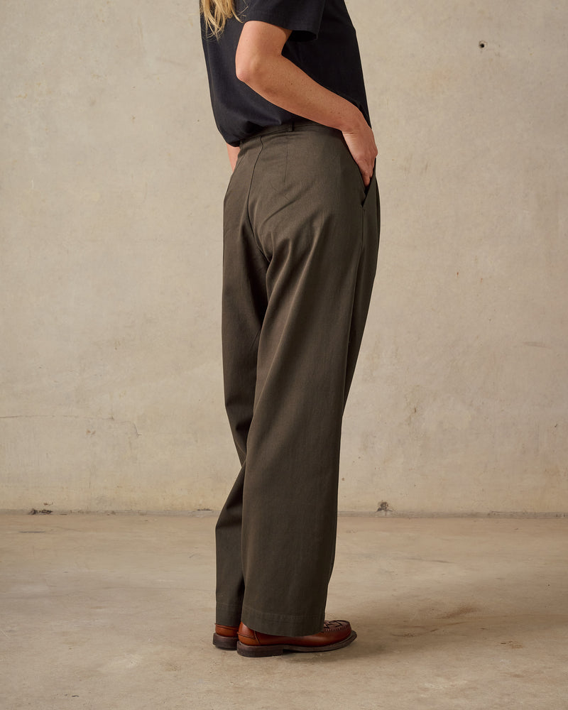 Double Pleated Twill Pants