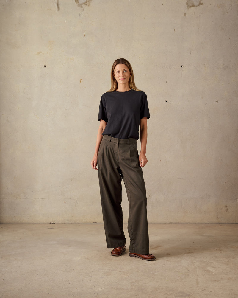 Double Pleated Twill Pants
