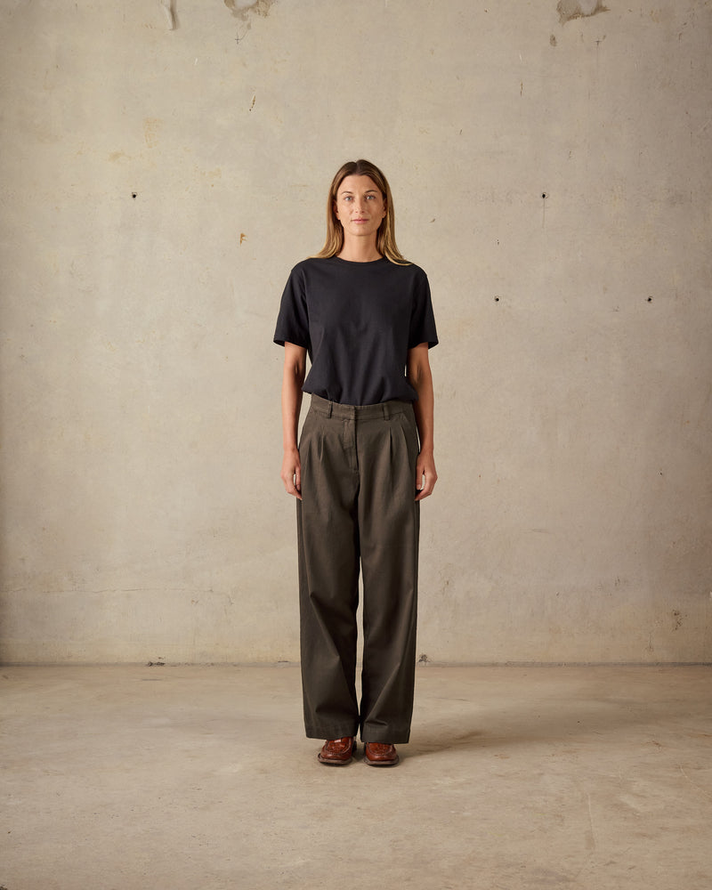 Double Pleated Twill Pants