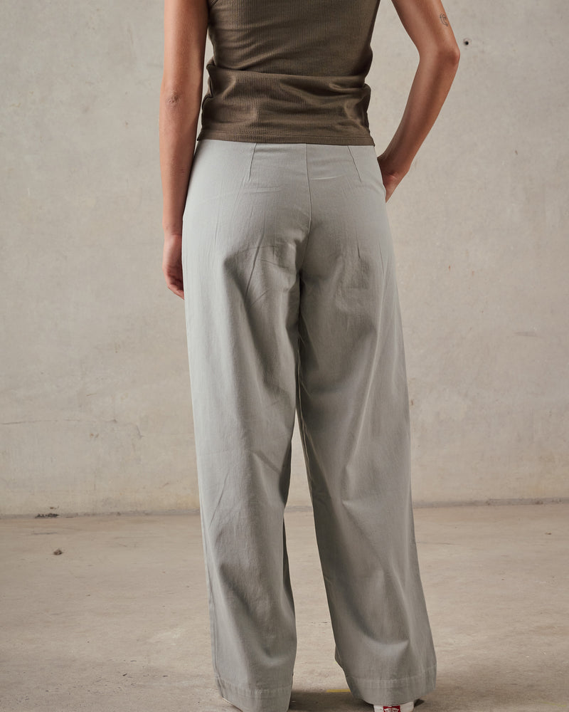 Double Pleated Twill Pants