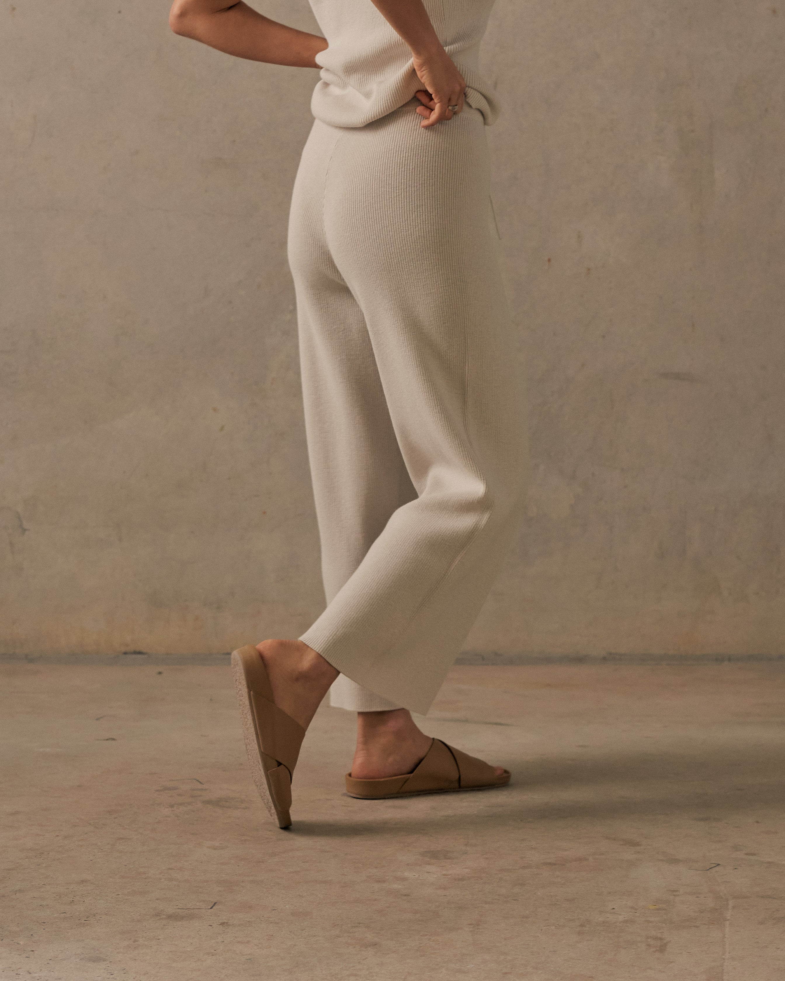 Amazon.com: ZARKL Women's Pants Pants for Women Knot Waist Cropped Wide Leg  Pants (Color : Gray, Size : Large) : Clothing, Shoes & Jewelry